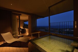Luxury Suite (with open-air bath) Non Smoking | Bathroom | Hair dryer, towels