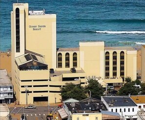 Exterior - Ocean Sands Resort Oceanfront condo with 2 Oceanfront Balconies!! (Virginia Beach)