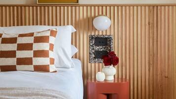 Quarto exclusivo | Cortinas blackout, quartos à prova de som, ferros/tábuas de passar roupa