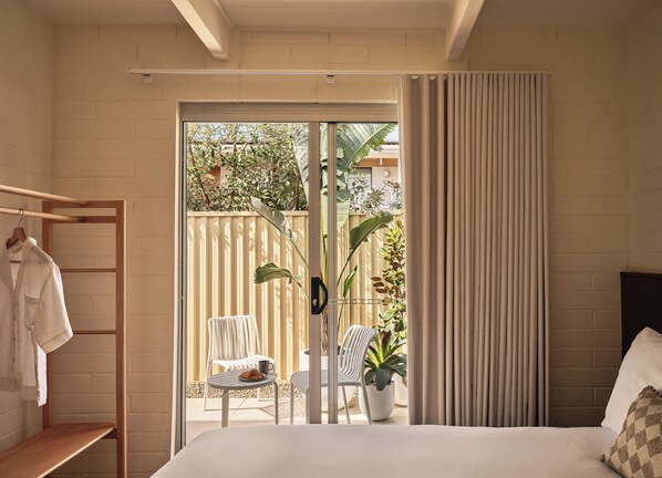 Apartamento luxo | Cortinas blackout, quartos à prova de som, ferros/tábuas de passar roupa