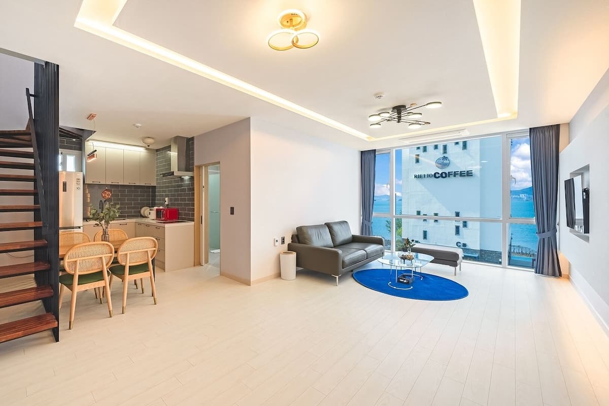 Basic Room, 1 Bedroom (B 202 (Ocean view)) | 1 bedroom, WiFi (free)