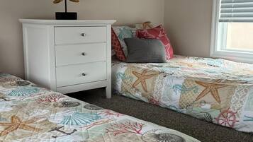 3 bedrooms, free WiFi, bed sheets