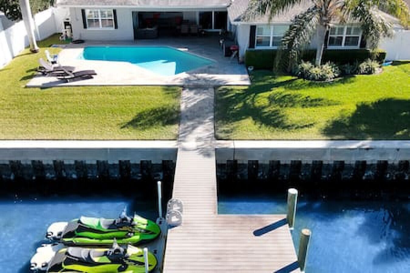 Boaters Paradise- Waterfront Heated Pool King Beds