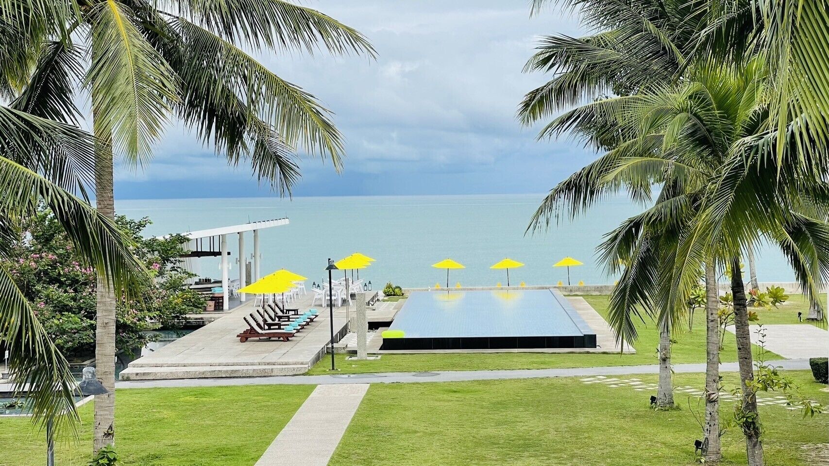 บริเวณภายนอก