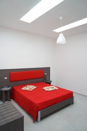 2 室のベッドルーム、アイロン / アイロン台、WiFi、ベッドシーツ