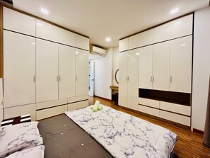 3 Schlafzimmer, Schreibtisch, kostenloses WLAN