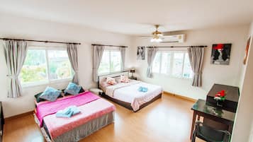 3 bedrooms, iron/ironing board, internet, bed sheets