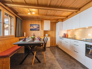 Réfrigérateur, lave-vaisselle