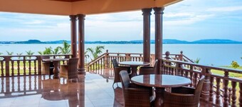 Fancy Resort Beach Hotel