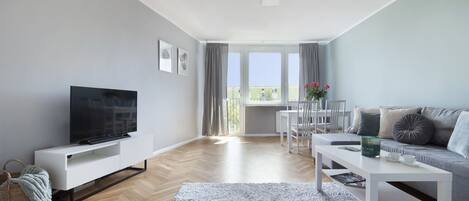 1 bedroom, premium bedding, iron/ironing board, free WiFi