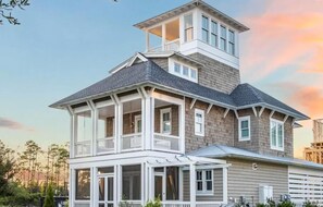 Hus, 5 soverom | Eksteriør