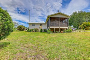 Exterior - Private & Picturesque Escape on Lake Henry! (Lake Placid)