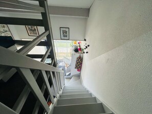 Interior - Top-Floor Apt, 2 Rooms, 4 Guests, Pool, Parking, Narbonne Beach (Narbonne)