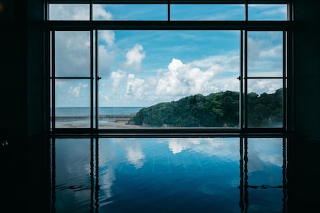 Public bath. Kamenoi Hotel Kii-Tanabe