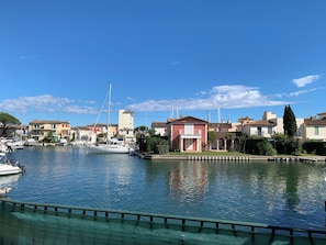 Huvivenesatama