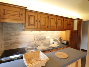 Fridge, microwave, dishwasher