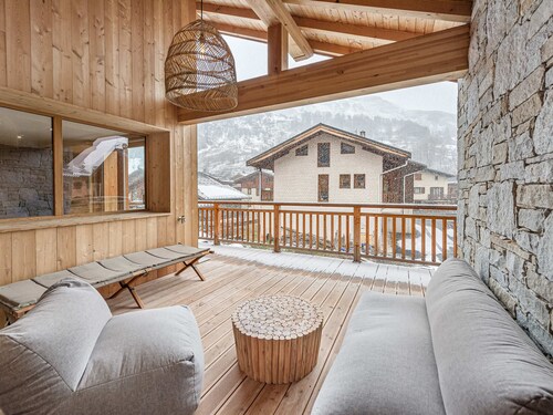 Appartement 8 pers. neuf proche pistes avec garage