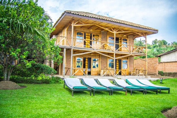 Fachada da propriedade