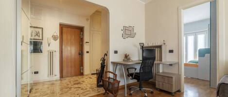 2 habitaciones, tabla de planchar con plancha y wifi