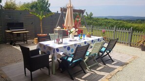 屋外ダイニングエリア