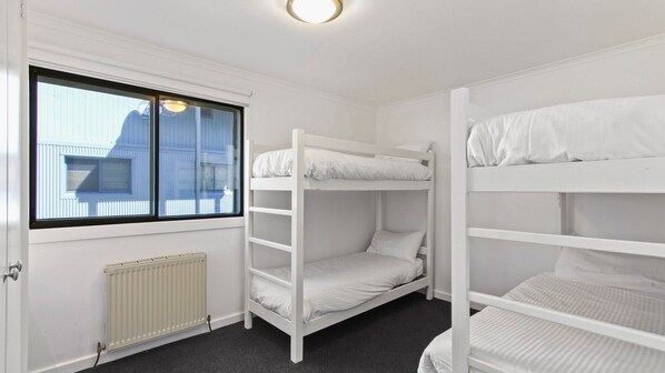 4 Schlafzimmer
