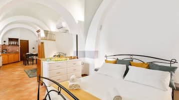 1 chambre, fer et planche Ă repasser, Wi-Fi, draps fournis