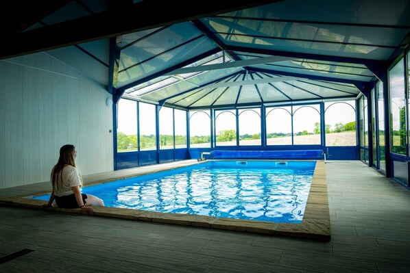Innenpool, beheizter Pool
