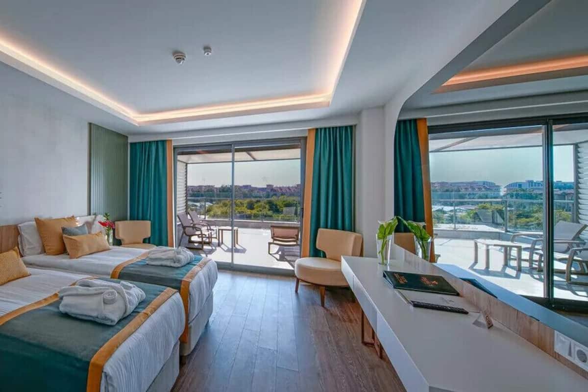 Standard Double or Twin Room, Pool View | Free minibar, in-room safe, desk, free WiFi