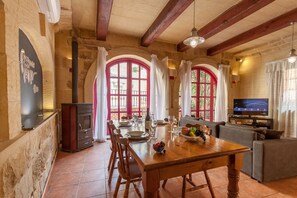 Standard Villa, 3 Bedrooms (Gozitan Farmhouse Pool & Jacuzzi - PP) | Private kitchen | Fridge, microwave, oven, stovetop -  Gozitan Farmhouse Pool &amp; Jacuzzi - PP 2 (San Lawrenz)