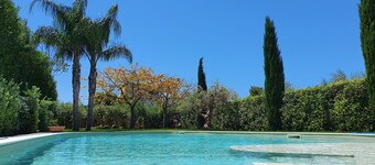 Villa Dammusello with Pool, Garden & Wi-Fi