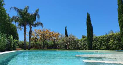 Villa Dammusello with Pool, Garden & Wi-Fi