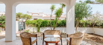 Villa "Chiara" with Sea View, Terrace, Wi-Fi & Air Conditioning