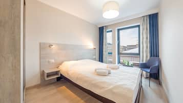 Apartment (46) | 2 bedrooms, laptop workspace, iron/ironing board, free WiFi
