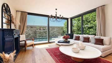 Royal Studio Suite | Living area