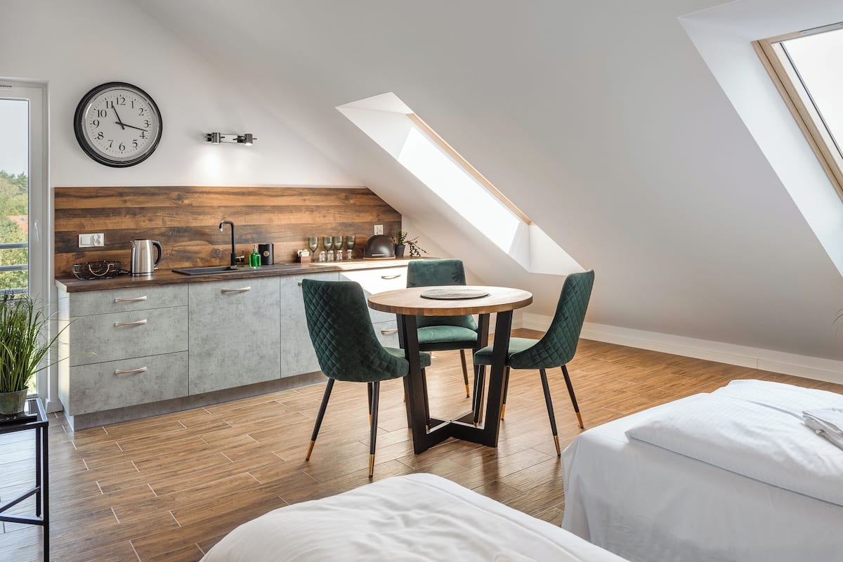 Studio (8 A) | Private kitchenette