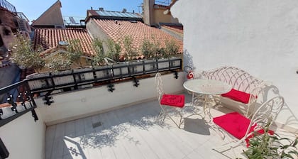 Piranum Guesthouse With Terrace