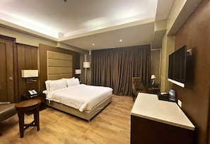 Superior Queen Room | Desk, free WiFi, bed sheets, wheelchair access - Bendix Hotel San Fernando powered by Cocotel (San Fernando)