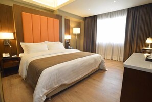 Grand King Room | Γραφείο, δωρεάν Wi-Fi, κλινοσκεπάσματα 