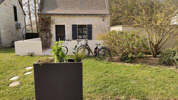 Traditional House, Ensuite, Garden View (Les deux Mésanges) | Exterior