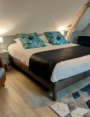 Miscellaneous - Les Logis d Ussé (Rigny-Usse)