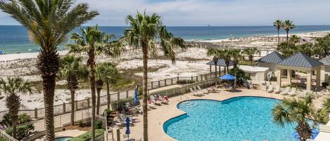 Innenpool, beheizter Pool