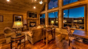 Interior - St Ridges by Escape to Blue Ridge (Cherry Log)