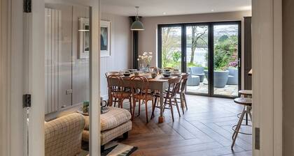 Ealu Mor, Ballylickey, Wild Atlantic Way