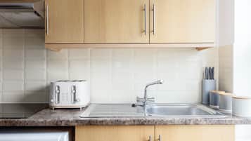 Studio | In-room dining