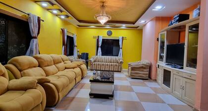 Beautiful 3-Bedroom Villa☺️with FREE WiFi, Lawn @Nagaon🏖️