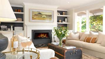 Smart TV, fireplace, video games, stereo