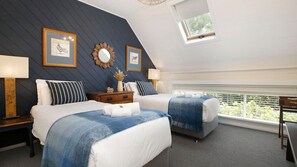 6 habitaciones, tabla de planchar con plancha, cuna de viaje y wifi 
