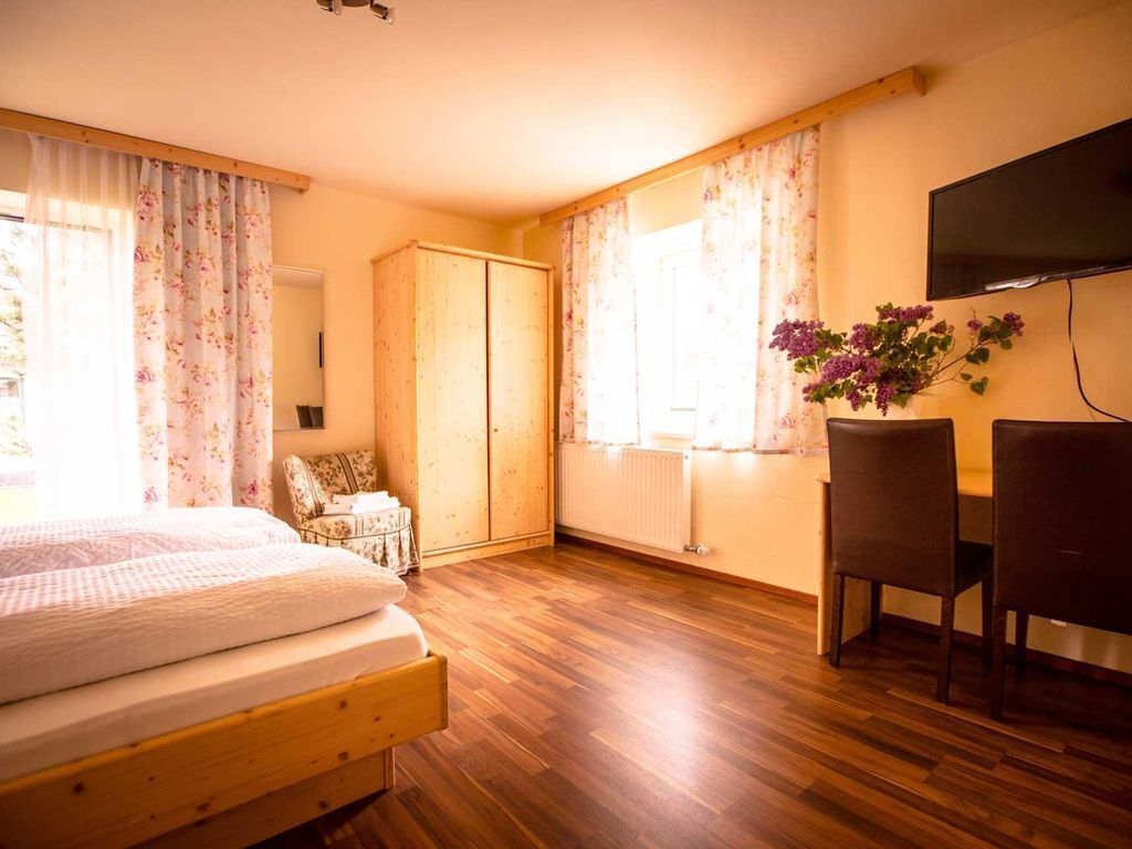 Zweibettzimmer Typ A Mit Dusche, Wc - Wintergarten - Schladming
