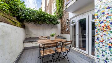 Apartment | In-room dining