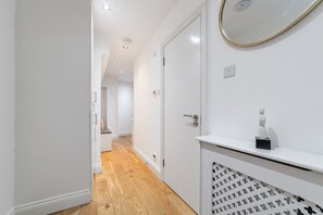 Apartment - The Belsize Park Collection (London)